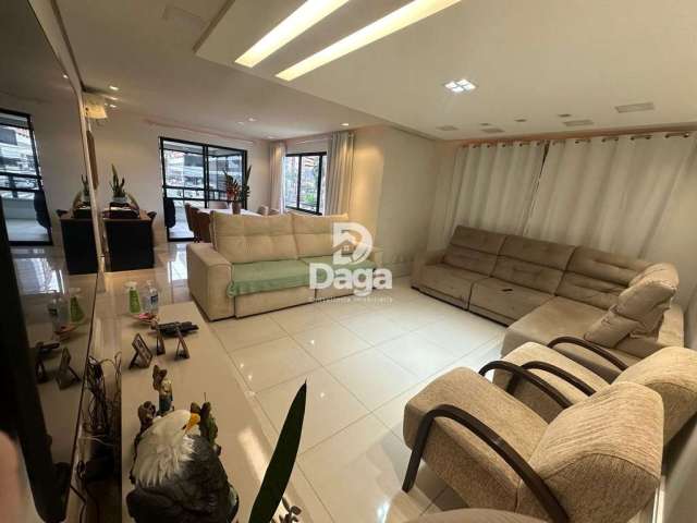 Apartamento 4 Dormitórios próximo a beira mar norte