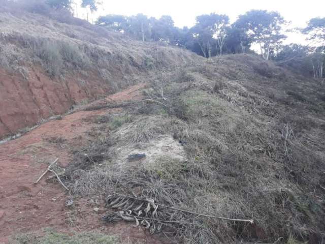 Sítio com 20.000m² á venda nos Cordeiros, sem benfeitorias (só terreno), e topografia em aclive.