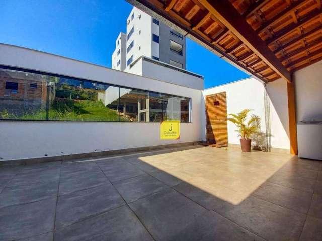 Cobertura com 3 dormitórios à venda, 147 m² por R$ 399.000,00 - Jardim dos Alfineiros - Juiz de Fora/MG