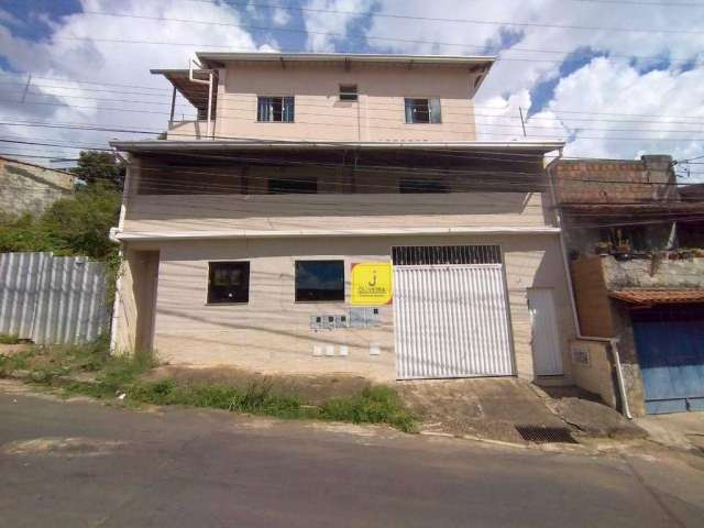 Casa à venda por R$ 580.000,00 - Nossa Senhora de Fátima - Juiz de Fora/MG