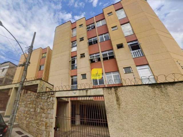 Ótimo Apartamento de 2 Quartos c/ Garagem, andar térreo, no Manoel Honório, com excelente Localização.