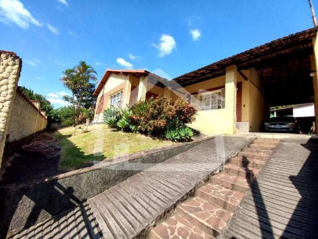 Casa à venda, 4 quartos, 7 vagas, Vila dos Técnicos - Timóteo/MG