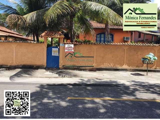 Casa com 3 quartos à venda na Avenida A, Balneário Bambuí (Ponta Negra), Maricá, 207 m2 por R$ 350.000