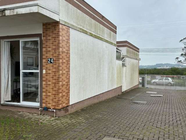 Casa em condomínio, no bairro Jardim dos Lagos