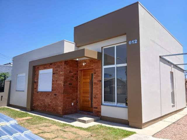 Casa nova, estilo contemporâneo,3 dormitórios (uma suíte), estar,