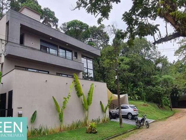 Linda Casa em condomínio, Praia da Lagoinha em Ubatuba - Litoral Norte SP