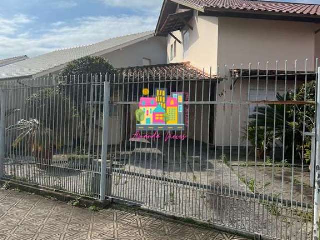 Casa à venda no bairro Itacorubi - Florianópolis/SC