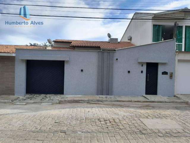 Casa com 3 dormitórios à venda, 129 m² por R$ 600.000,00 - Candeias - Vitória da Conquista/BA
