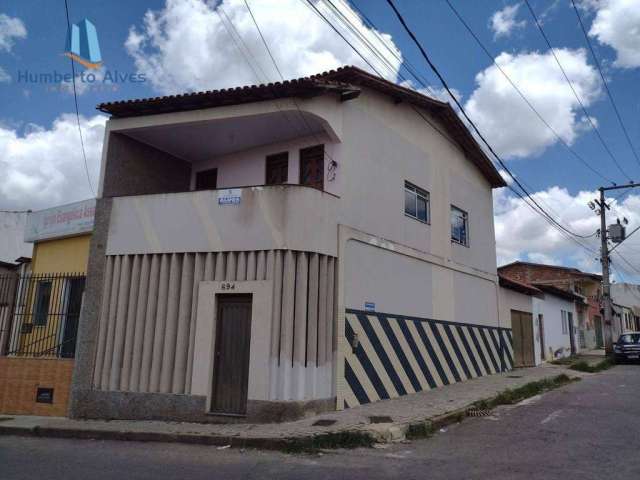 Casa com 3 dormitórios à venda, 180 m² por R$ 390.000,00 - Alto Maron - Vitória da Conquista/BA