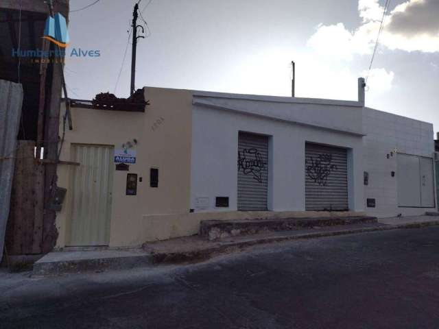 Casa com 3 dormitórios para alugar, 146 m² por R$ 895,00/mês - Jurema - Vitória da Conquista/BA