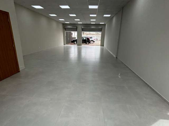 Sala comercial, ótima localização