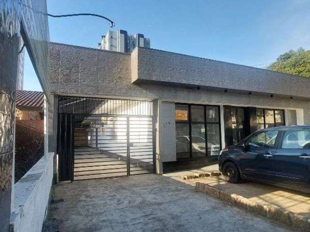 Locação de Sala Comercial em Joinville - Ideal para Escritório de Trabalhadores Autônomos