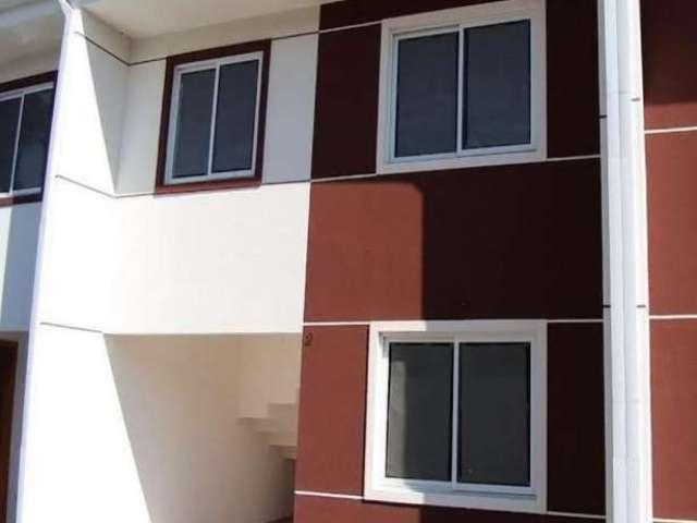 Excelente sobrado duplex à venda em condomínio localizado no Uberaba.