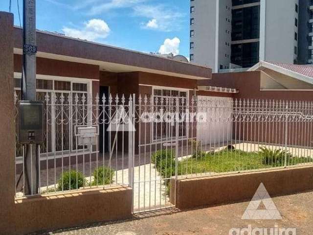 Casa à venda 3 Quartos, 1 Vaga, 395.28M², Orfãs, Ponta Grossa - PR