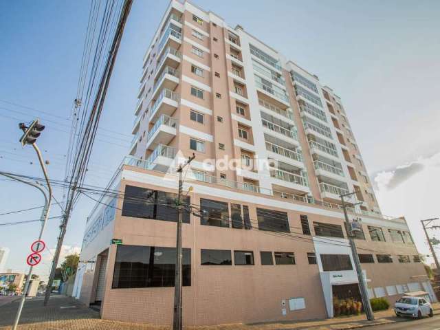 Apartamento à venda, contendo 3 quartos  (sendo 1 suíte e sacada) e vaga dupla, no bairro Órfãs, em