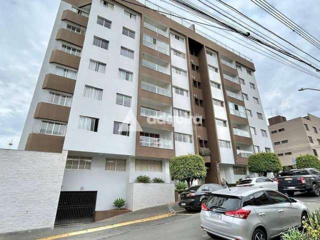 Apartamento mobiliado (porteira fechada) à venda no Edifício Araucária, 3 quartos (sendo 1 suíte co