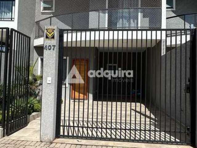 Sobrado à venda, 3 quartos (sendo 1 suite), 2 vagas de garagem, em Oficinas, Ponta Grossa, PR