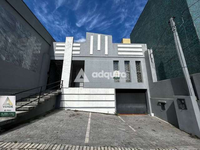 Casa Comercial à venda e locação - Rua Visconde de Nacar, 07 salas, 03 banheiros e 04 vagas de esta