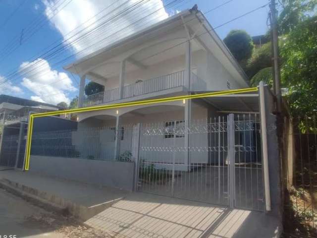 Casa em Júlia Kubitschek  -  Coronel Fabriciano