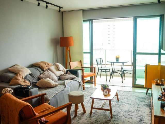 Apartamento à venda quatro (04) quartos, 140,37 m², duas (02) vagas no bairro Pina, Recife-PE. Edf Carlos Drummond de Andrade