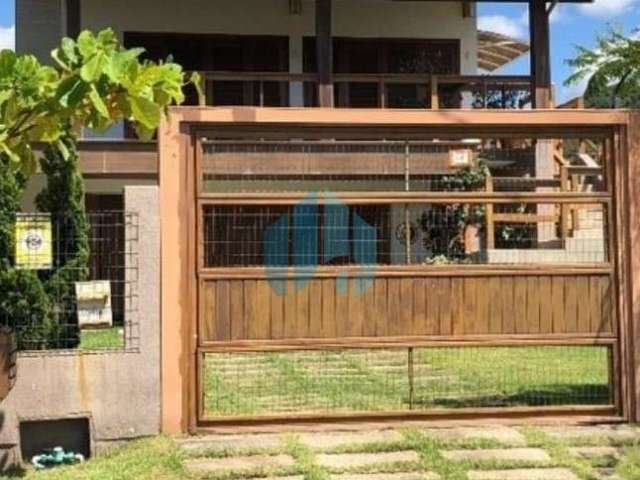 Bela Casa Localizada no Bairro Ferraz, ao Lado do Centro de Garopaba!