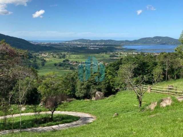 Terrenos Exclusivos, em Condomínio Rural Fechado, em Garopaba!