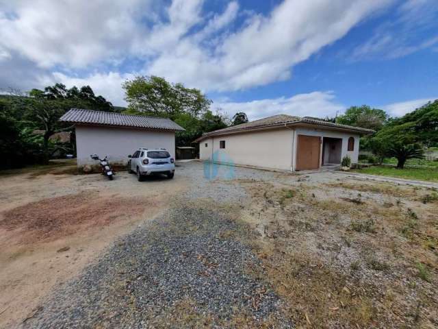 Sítio com 1 Hectare de Terreno, Localizado em Imaruí.