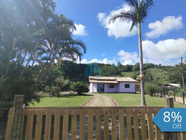 Casa Localizada no Bairro Ressacada, em Garopaba!