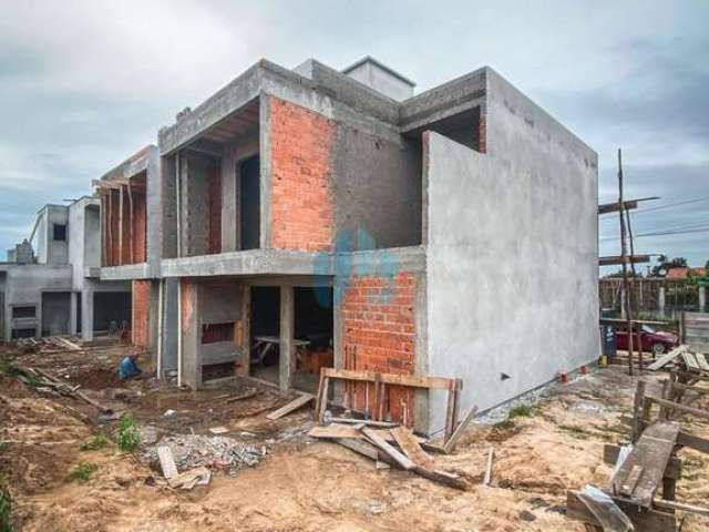 Casa Localizada no Bairro Ambrósio, em Garopaba, a 2 km do Centro da Cidade!