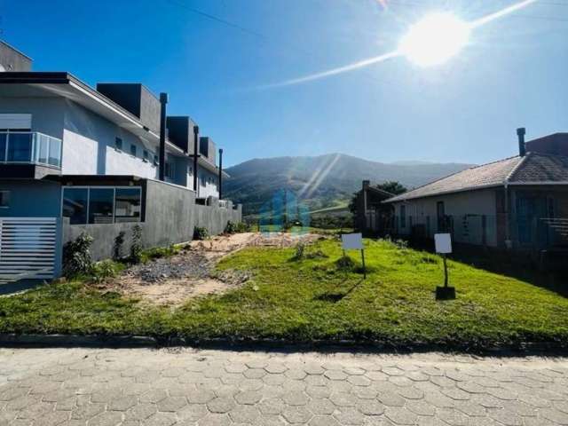 Ótimo Terreno Localizado no Loteamento Pedra Branca, em Garopaba, ao Lado do Centro da Cidade!