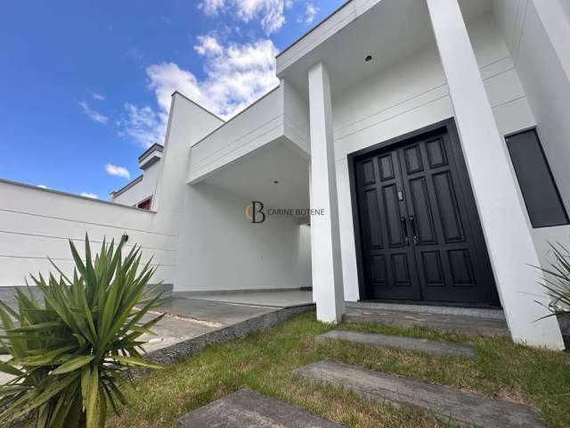 Casa à venda no bairro Centro em Guabiruba/SC