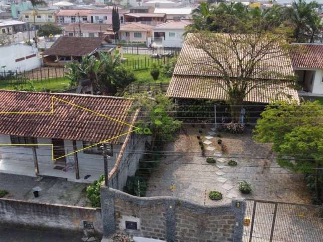 Casa a venda com 3 quartos em São José no Bairro Real Parque