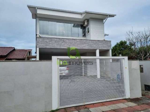 Casa de alto padrão de  04 dormitórios em Florianópolis,São José  SC