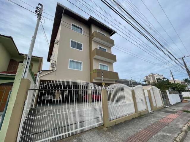 Aluga-se apartamento no bairro jardim cidade de florianópolis