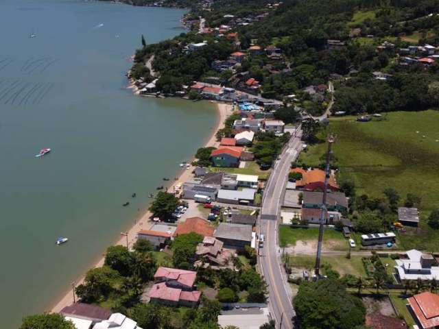 Casa para venda no Ribeirão da ilha na praia de Caia Canga Florianópolis