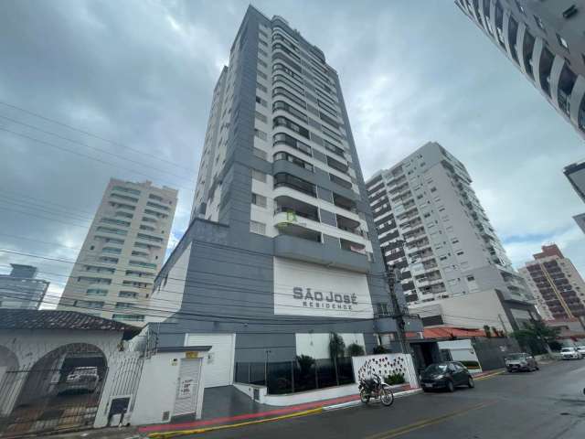 Excelente apartamento semi mobiliado para locação no kobrasol !!