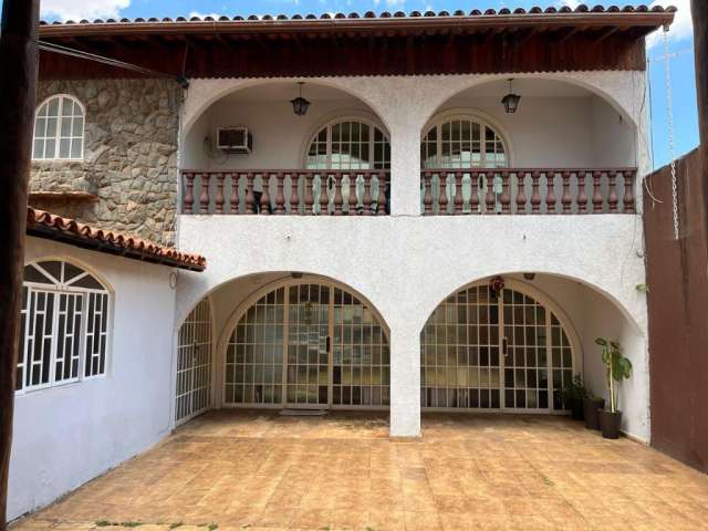 !! mariá imóveis vende excelente casa em localização privilegiada em taguatinga !!