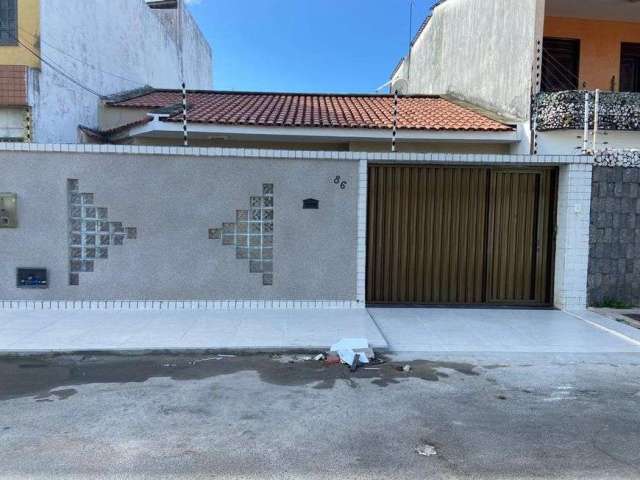 Casa a venda com 162m2, 3 quartos em São Conrado - Aracaju - SE