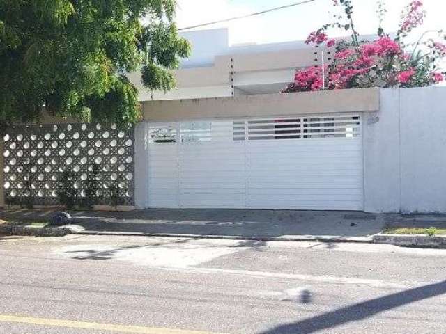 Casa a venda com 195m2, 3 quartos em Aruana - Aracaju - SE