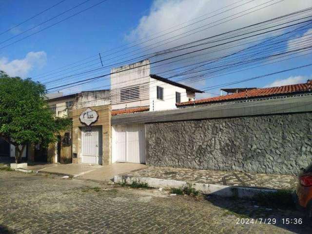 Casa à venda em rua pública, 196m², 3 quartos, 2 banheiros, 2 vagas, PONTO NOVO, Aracaju, SE