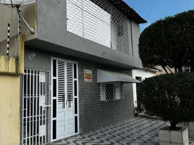 Casa à venda em rua pública, 231m², 4 quartos, 2 banheiros, PONTA GROSSA, Maceió, AL