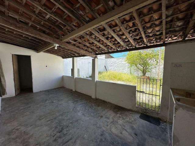 Casa à venda em rua pública, 200m², 3 quartos, 1 banheiros, 2 vagas, JABOTIANA, Aracaju, SE