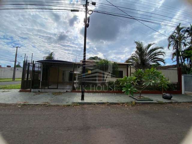 Casa de esquina com quatro quartos a venda no conjunto libra