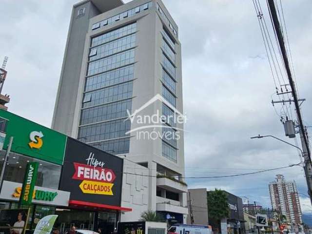 04 salas comerciais no bairro Centro em Palhoça - SC