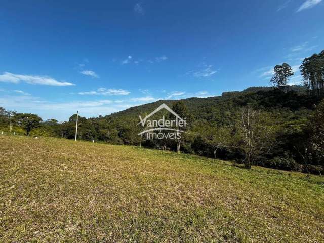 Terreno  esquina em Condominio Vale do Sol 523,59m² em Santo Amaro da Imperatriz - SC