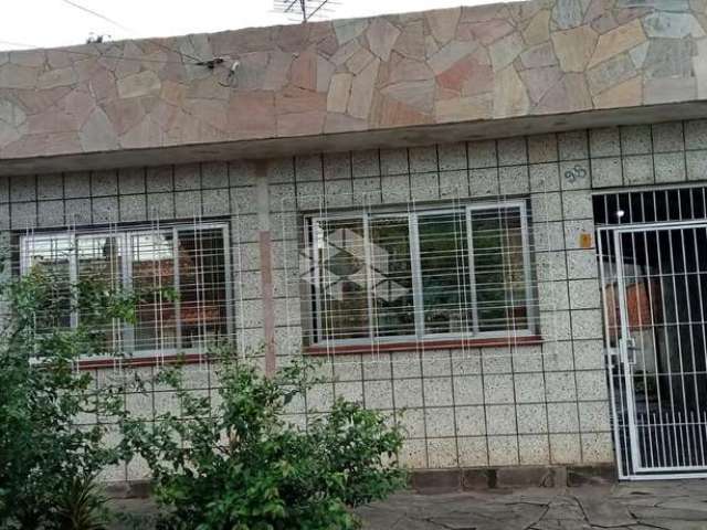 Casa com 3 quartos à venda na Rua Lila Ripoll, 98, Sarandi, Porto Alegre por R$ 415.000