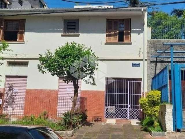 Casa com 3 quartos à venda na Travessa Jundiaí, 2177, Higienópolis, Porto Alegre por R$ 880.000