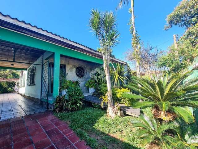 Casa com 3 quartos à venda na Mutual, 87, Morro Santana, Porto Alegre por R$ 599.000