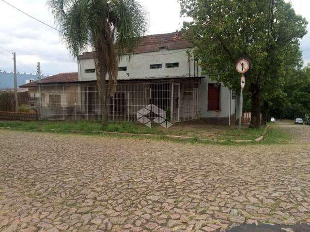 Casa comercial à venda na Rua Arnaldo Ballve, 56, Jardim Itu Sabará, Porto Alegre por R$ 300.000