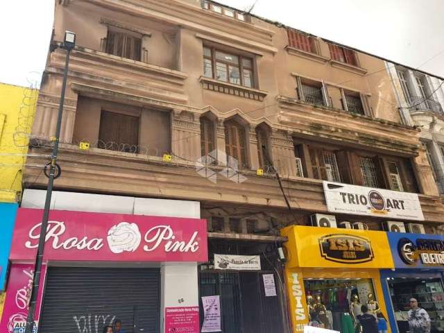 Apartamento com 3 quartos à venda na Rua Marechal Floriano Peixoto, 72, Centro Histórico, Porto Alegre por R$ 212.000